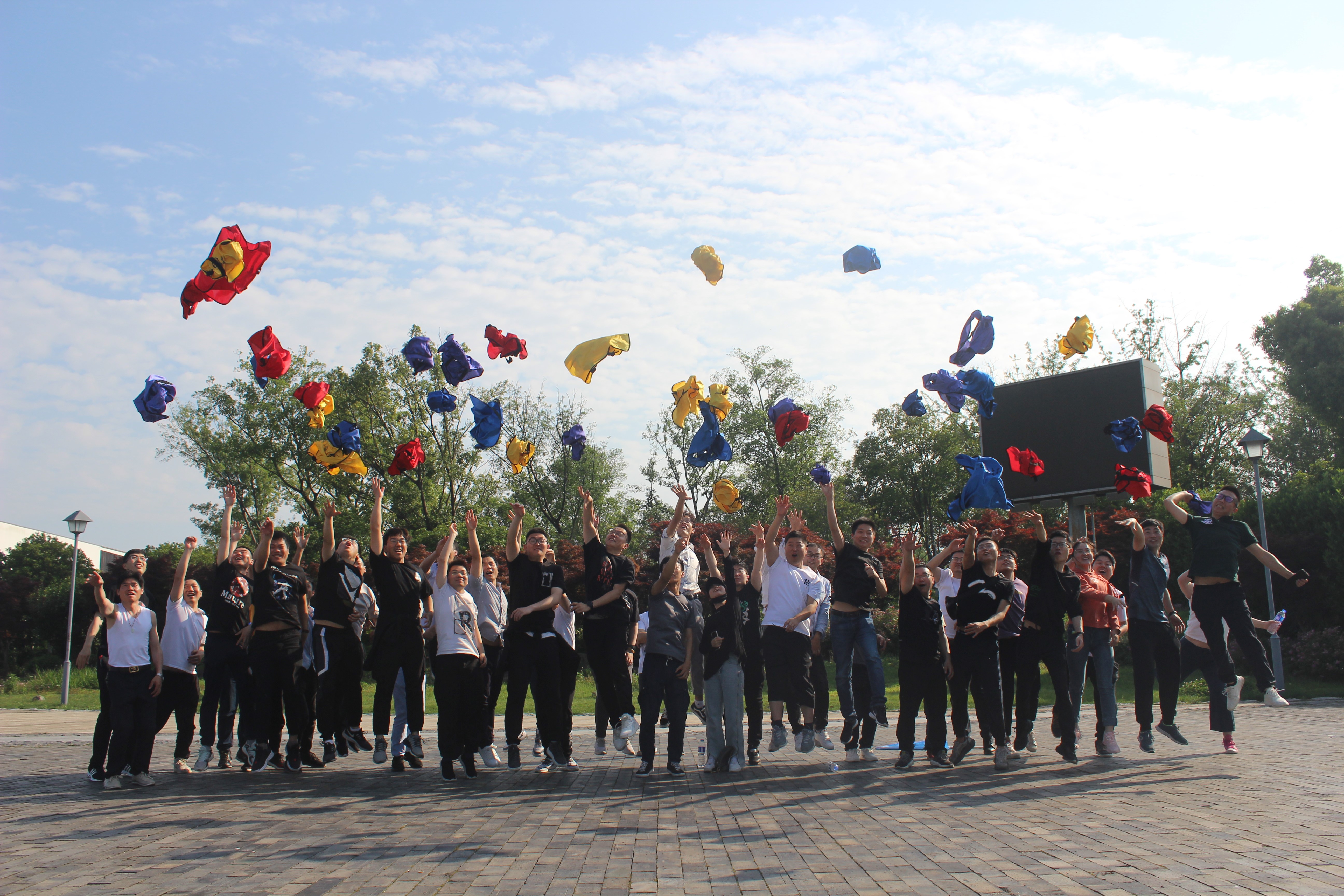 “激情挑戰(zhàn)，同心同行，熔煉團(tuán)隊(duì)，共創(chuàng)未來” 亨通智能第三屆拓展訓(xùn)練圓滿成功(圖7)